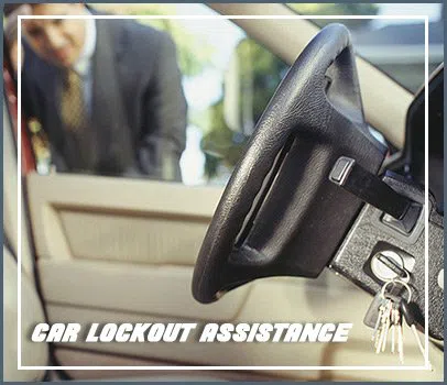 Lock Locksmith Tech Chicago, IL 312-288-7675 - car-lockout