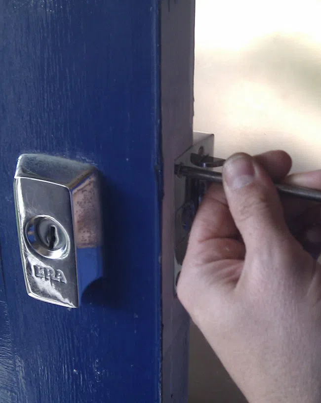 Lock Locksmith Tech Chicago, IL 312-288-7675 Lock Locksmith Tech Chicago, IL 312-288-7675 - locksmith-service
