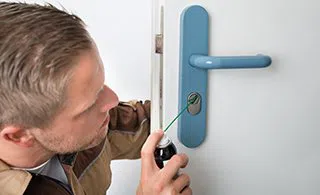Lock Locksmith Tech Chicago, IL 312-288-7675 Lock Locksmith Tech Chicago, IL 312-288-7675 - re-key-locks